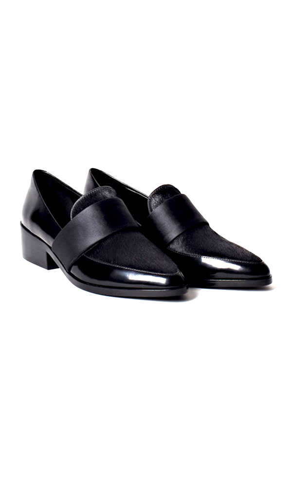 Black Pointed tow loafer